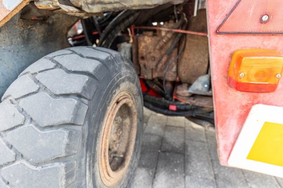 MOFFET RE4 - 45-1.444 H-4X4 Moffet RE4 - 45-1.444 H-4X4 2004 2 Forklift image 14