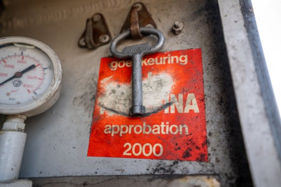 Heavy machinery product image - Image 15 of 15