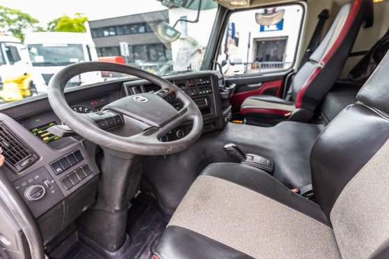 VOLVO FMX GLOB 460+HYDR FMX GLOB 460+HYDR 2017 2 Tractor Units image 30