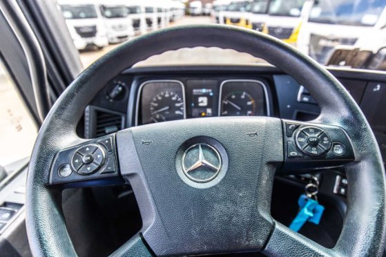MERCEDES ACTROS 1846 LS +ADR Mercedes-Benz ACTROS 1846 LS +ADR 2018 2 Tractor Units image 28