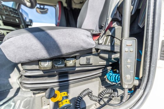VOLVO FMX GLOB 460+HYDR FMX GLOB 460+HYDR 2017 2 Tractor Units image 14