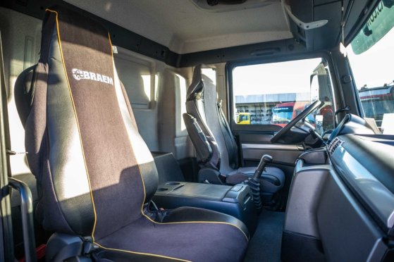 MAN TGS 35.440 BL 8x4-4 TGS 35.440 BL 8x4-4 2015 2 Tipper trucks image 18