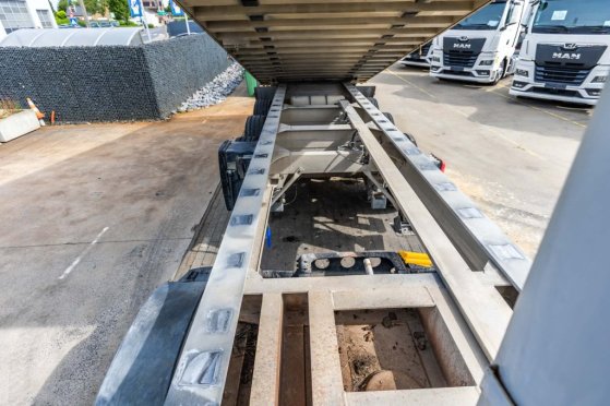 BENALU C3910 -30m3+ BACHE CRAMARO Benalu C3910 -30m3+ BACHE CRAMARO 2017 2 image 16