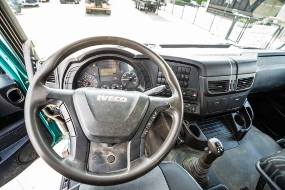 IVECO TRAKKER 360-6x4-PALFINGER TRAKKER 360-6x4-PALFINGER 2015 2 image 45