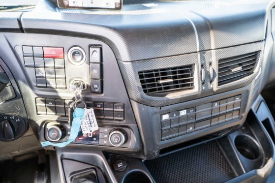 IVECO X-WAY 460 - HYVA - 91000 KM X-WAY 460 - HYVA - 91000 KM 2022 2 image 45