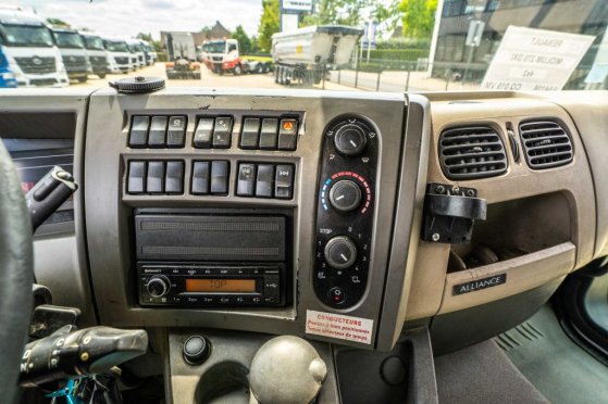 RENAULT MIDLUM 270 DXI (14T.)+DHOLLANDIA 701 2013 2 image 60