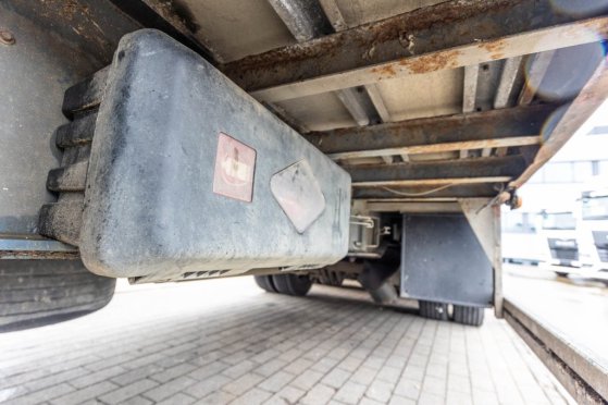 LECITRAILER CUELLO CISNE 3E-RD+DOUBLE ETAGE+DHOLLANDIA 2TON Lecitrailer CUELLO CISNE 3E-RD+DOUBLE ETAGE+DHOLLANDIA 2TON 20...