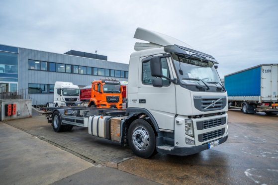 VOLVO FM 330 FM 330 2013 2 image 17