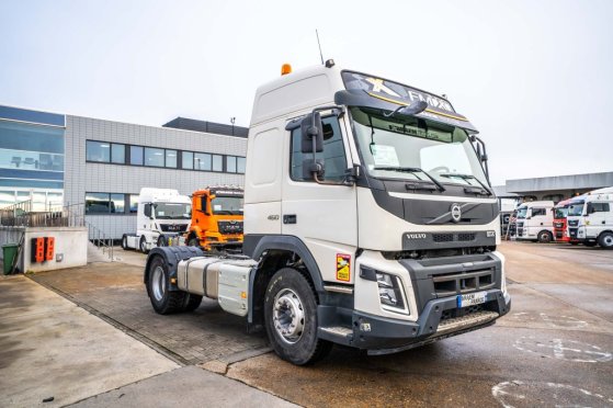 VOLVO FMX 460 GLOB + HYDR FMX 460 GLOB + HYDR 2017 2 Tractor Units image 17