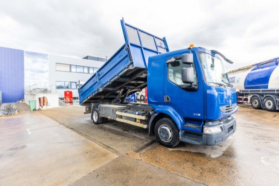 RENAULT MIDLUM 220.12 DXI 4x2 701 2009 2 Tipper trucks