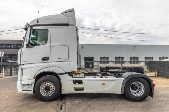MERCEDES ACTROS 1845+VOITH+HYDR Mercedes-Benz ACTROS 1845+VOITH+HYDR 2017 2 Tractor Units