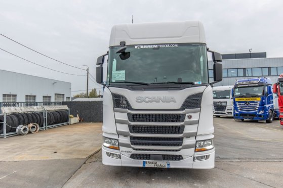 SCANIA R450 NEW MODEL+RETARDER R450 NEW MODEL+RETARDER 2018 2 Tractor Units image 43