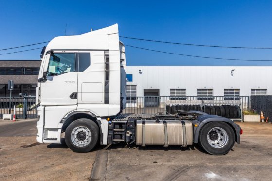 MAN TGX 18.470 BLS+KIPHYDR+INTARDER TGX 18.470 BLS+KIPHYDR+INTARDER 2020 2 Tractor Units image 16