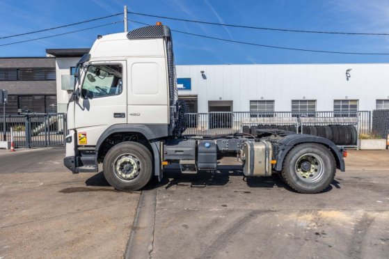 VOLVO FMX GLOB 460+HYDR FMX GLOB 460+HYDR 2017 2 Tractor Units