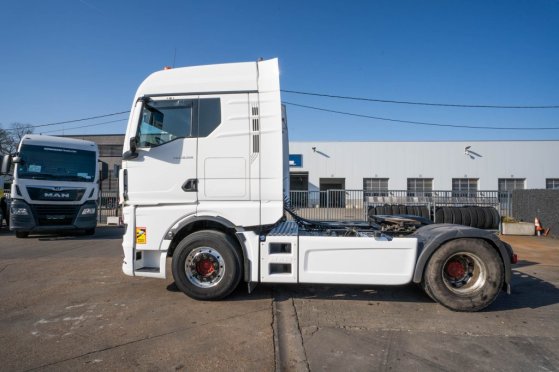 MAN TGX 18.510 LLS+INTARDER+HYDR. TGX 18.510 LLS+INTARDER+HYDR. 2022 2 Tractor Units image 44
