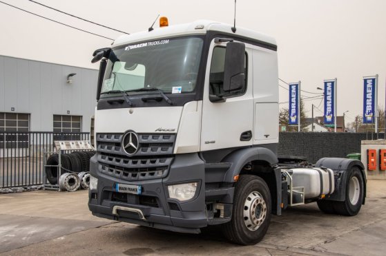 MERCEDES AROCS(no Actros) 1845LS+E6+HYDRAULIQUE Mercedes-Benz AROCS(no Actros) 1845LS+E6+HYDRAULIQUE 2014 2 Tractor Units ...