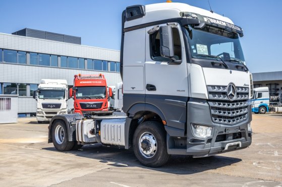 MERCEDES AROCS 1845 HAD - 4X4 + HYDR. Mercedes-Benz AROCS 1845 HAD - 4X4 + HYDR. 2017 2 Tractor Units image 28