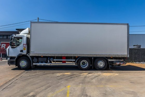 RENAULT D26.320-6x2+DHOLLANDIA 2T. D26.320-6x2+DHOLLANDIA 2T. 2017 2 image 2
