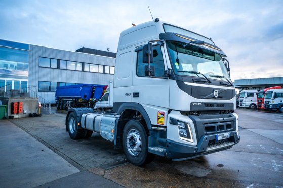 VOLVO FMX 460 GLOB + HYDR FMX 460 GLOB + HYDR 2017 2 Tractor Units image 32