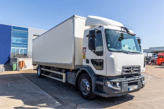 RENAULT D 18 250 DXI + DHOLLANDIA 1.5T. D 18 250 DXI + DHOLLANDIA 1.5T. 2015 2 image 45