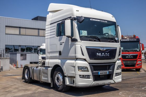 MAN TGX 18.480 XLX BLS+INTARDER TGX 18.480 XLX BLS+INTARDER 2015 2 Tractor Units image 2