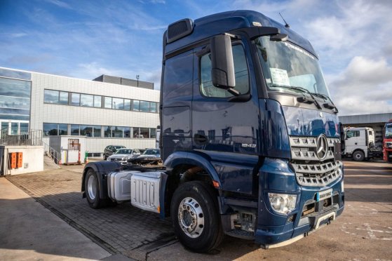 MERCEDES AROCS 1843 LS ( NO ACTROS) +HYDRAULIQUE Mercedes-Benz AROCS 1843 LS ( NO ACTROS) +HYDRAULIQUE 2015 2 Tractor Unit...