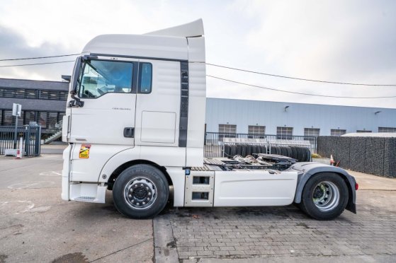 MAN TGX 18.460 XLX + INTARDER TGX 18.460 XLX + INTARDER 2018 2 Tractor Units image 4