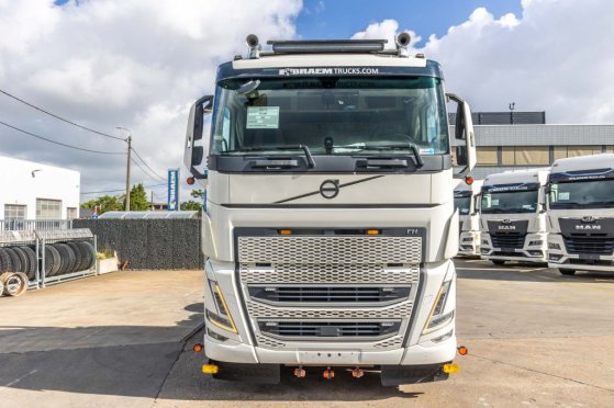 VOLVO FH 500 -6X4 590 2023 2 Tractor Units image 72