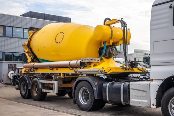 DE BUF BETON MIXER/MALAXEUR/MISCHER10M3 De Buf BETON MIXER/MALAXEUR/MISCHER10M3 2015 2 image 92
