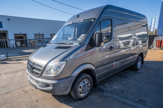 MERCEDES SPRINTER 519 CDI Mercedes-Benz Sprinter 519 CDI 2010 2 image 130