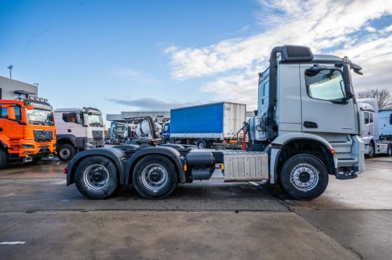 MERCEDES AROCS 2643 LS Mercedes-Benz AROCS 2643 LS 2018 2 Tractor Units image 3