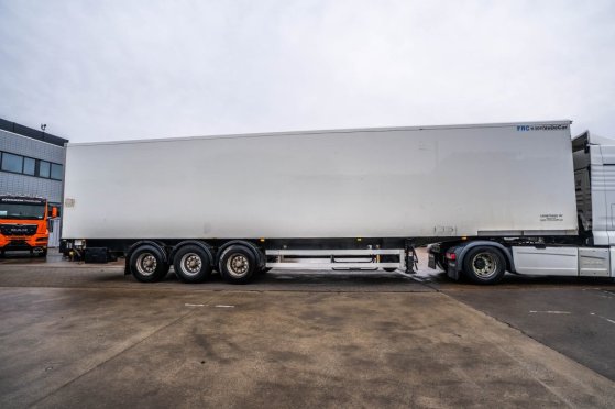SERRUS CARRIER VECTOR 1850 SERRUS CARRIER VECTOR 1850 2005 2 Refrigerated semi trailers image 3