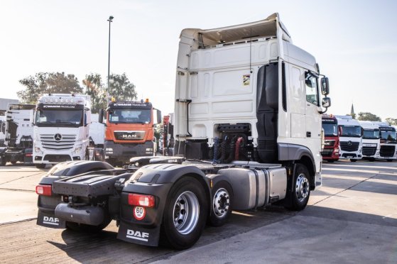 DAF XF 450-6X2 XF 450-6X2 2019 2 Tractor Units image 3