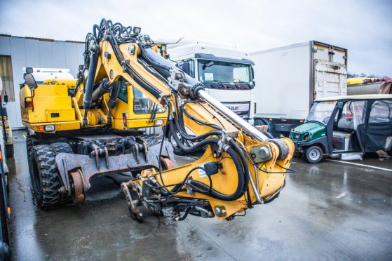 ATLAS 160 WSR - 8 000 H 160 WSR - 8 000 H 2012 2 Wheeled Excavators image 3