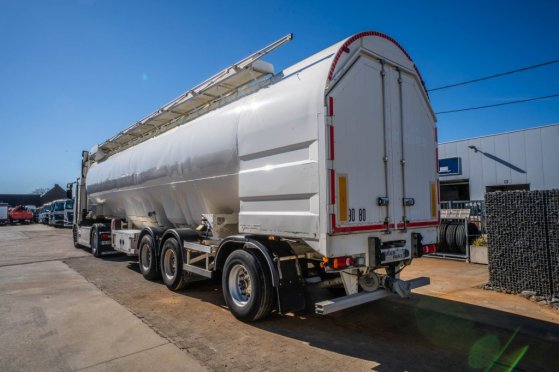 OVA PULVÉ 9 COMP. - 53M3 OVA PULVÉ 9 COMP. - 53M3 2016 2 Tanker semi trailers image 3