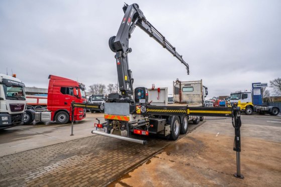 RENAULT C 430.32+HIAB 228ES-4+4EXT C 430.32+HIAB 228ES-4+4EXT 2017 2 image 18