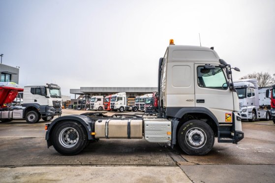VOLVO FMX 460 GLOB + HYDR FMX 460 GLOB + HYDR 2017 2 Tractor Units image 18
