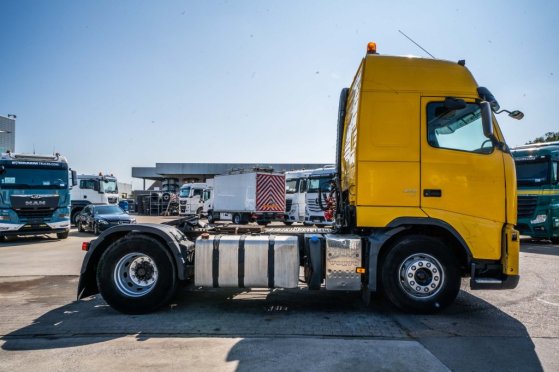 VOLVO FH 400+E5+KIPHYDR. 590 2008 2 Tractor Units image 18