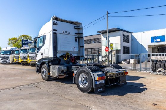 IVECO STRALIS 460 STRALIS 460 2016 2 Tractor Units image 44