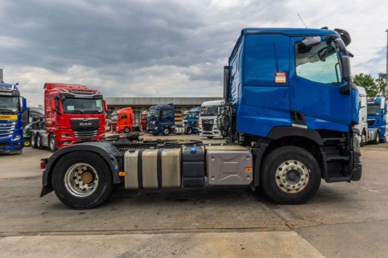 RENAULT T480+HYDR T480+HYDR 2017 2 Tractor Units image 44