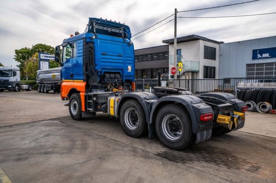 MAN TGX 26.580 XL BLS+INTARDER+BIG AXLES+HYDR. TGX 26.580 XL BLS+INTARDER+BIG AXLES+HYDR. 2017 2 Tractor Units image 3