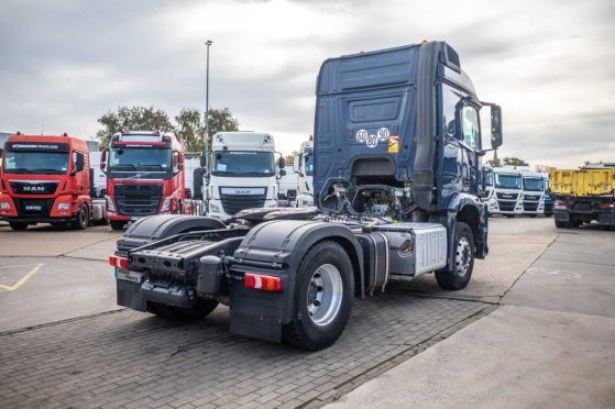 MERCEDES AROCS 1843 LS (NO ACTROS)+ HYDRAULIQUE Mercedes-Benz AROCS 1843 LS (NO ACTROS)+ HYDRAULIQUE 2015 2 Tractor Units ...