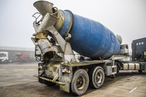 MOL BETON MIXER/MALAXEUR/MISCHER 12M3+MOTOR/MOTEUR MOL BETON MIXER/MALAXEUR/MISCHER 12M3+MOTOR/MOTEUR 2000 2 Concrete Mixe...