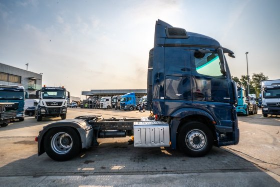 MERCEDES ACTROS 1846 LS Mercedes-Benz ACTROS 1846 LS 2017 2 Tractor Units image 98