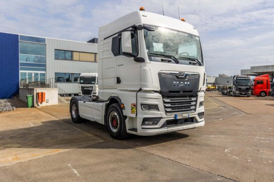 MAN TGX 18.510 LLS+INTARDER+HYDR TGX 18.510 LLS+INTARDER+HYDR 2022 2 Tractor Units image 18