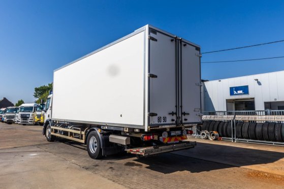 RENAULT D19 WIDE 320+HAYON BAR 2 T. D19 WIDE 320+HAYON BAR 2 T. 2016 2 image 20