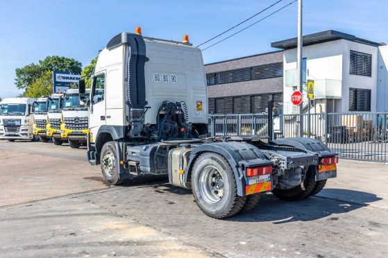 VOLVO FMX GLOB 460+HYDR FMX GLOB 460+HYDR 2017 2 Tractor Units image 32
