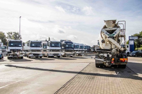 RENAULT C430+THEAM 12M (belt/band/tapis) C430+THEAM 12M (belt/band/tapis) 2017 2 image 4