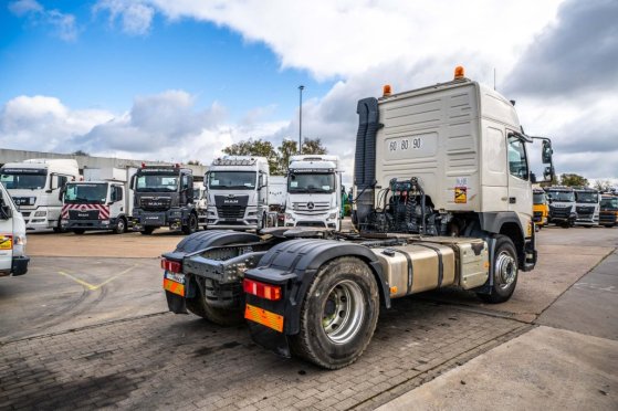 VOLVO FMX 460 GLOB + HYDR FMX 460 GLOB + HYDR 2016 2 Tractor Units image 4