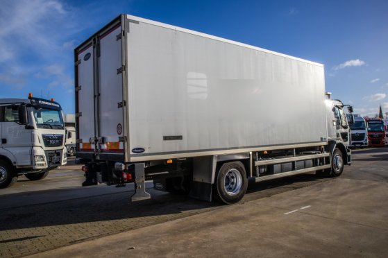 RENAULT D 330 -CARRIER SUPRA 850-Vlees/Meat/Viande/Fleisch D 330 -CARRIER SUPRA 850-Vlees/Meat/Viande/Fleisch 2014 2 image 19